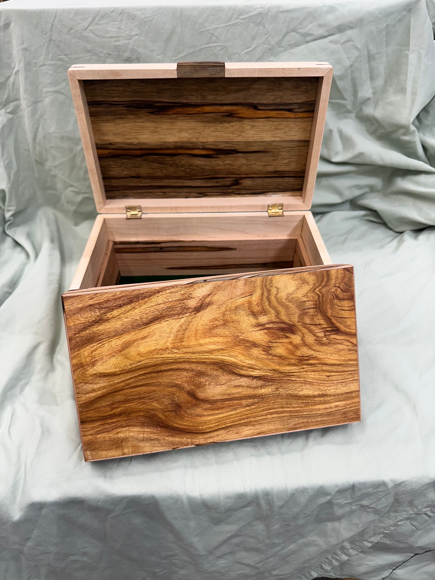 Handmade 11 x 7.75 x 5" Curly Maple Mitered Keepsake/Jewelry Box with Black Limba Lid and Accents